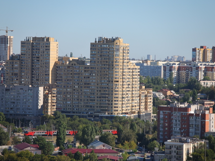 Жильцов поврежденного обломками БПЛА дома в Волгограде разместят в ПВР
