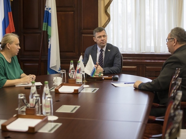 В Собрании НАО обсудили сотрудничество представительных органов