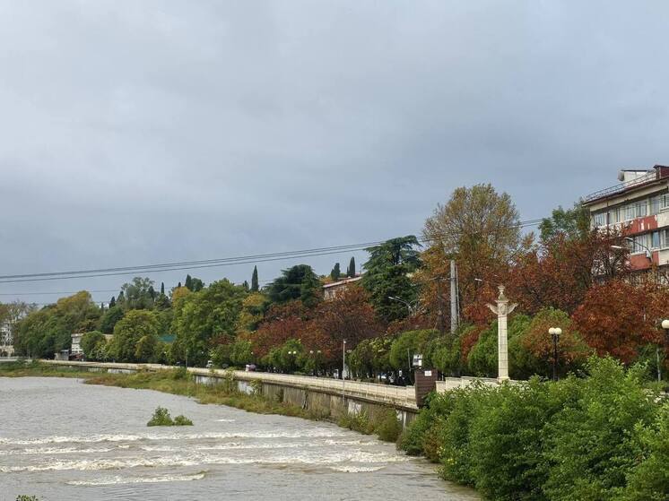 В Сочи продолжается непогода