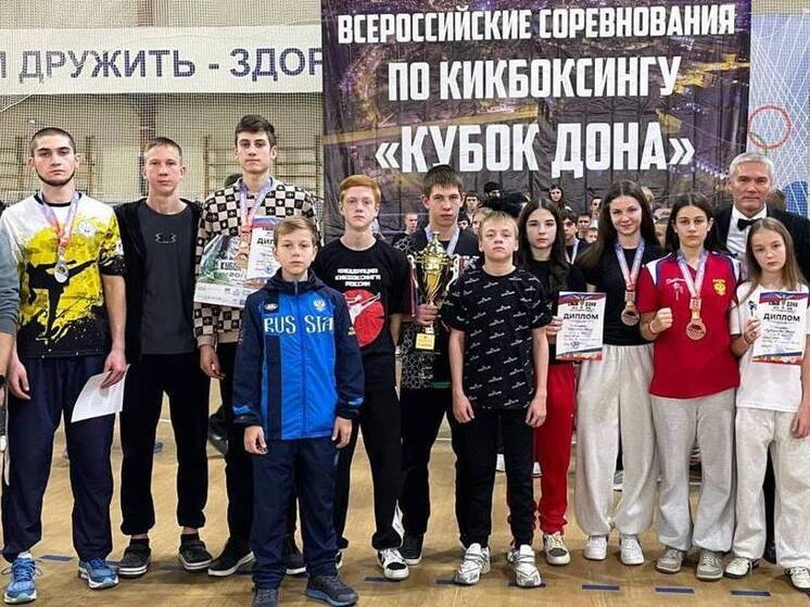 Кикбоксеры из Кисловодска завоевали семь медалей на всероссийских соревнованиях