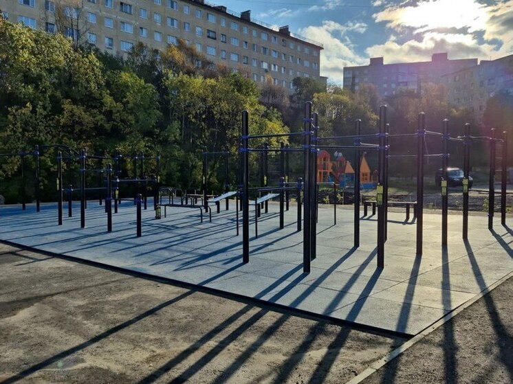  В Мурманске появилась новая «умная» спортплощадка