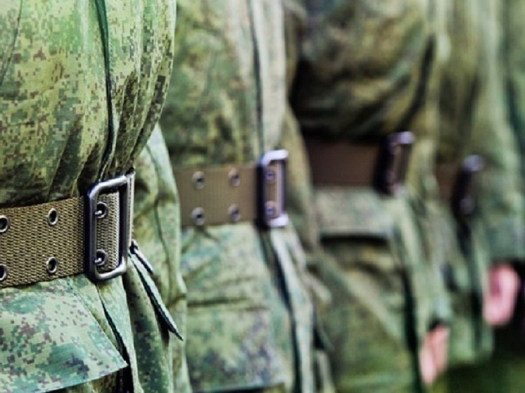 В Новосибирске военный Сухарев рассказал о службе женщин на СВО