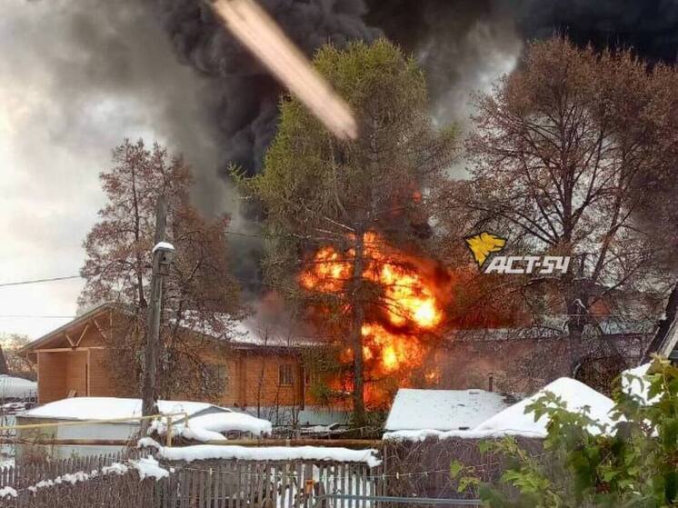 На предприятии в Мочище Новосибирской области произошел крупный пожар