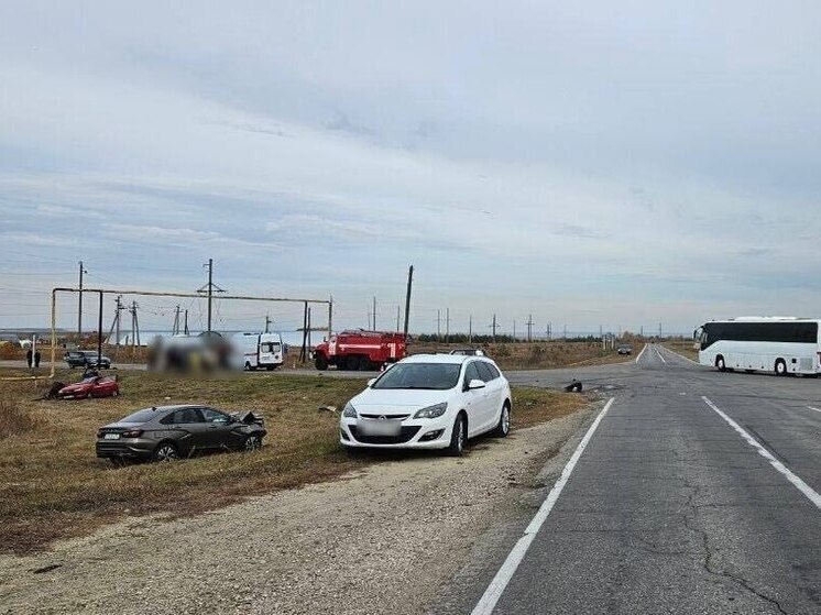 Мужчина погиб, а ребенок пострадал в ДТП с двумя машинами в Самарской области
