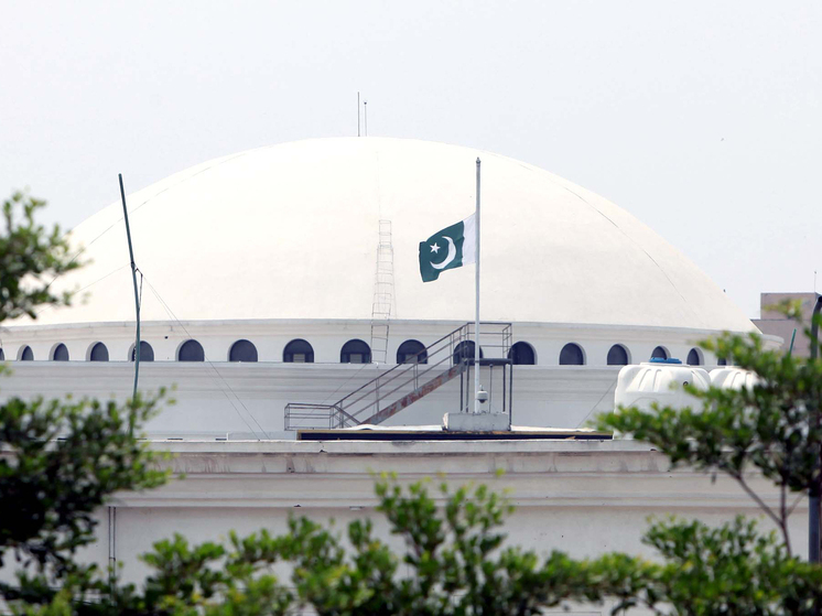 TOLO News: не менее 12 пакистанских военных погибли в боях на границе с Афганистаном