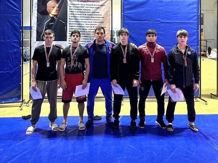 Пять медалей завоевали ингушские вольники на всероссийских соревнованиях в Воронеже