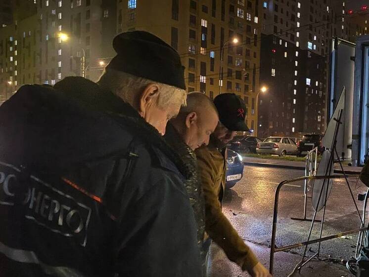 В Курске ночью теплоэнергетики завершили ремонт магистрали на улице Ольшанского