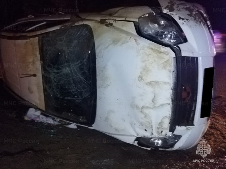 Geely оказалась к кювете на трассе Брянск-Киров