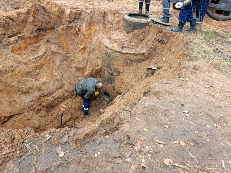У поселка Кулой началась прокладка труб для водоочистной станции