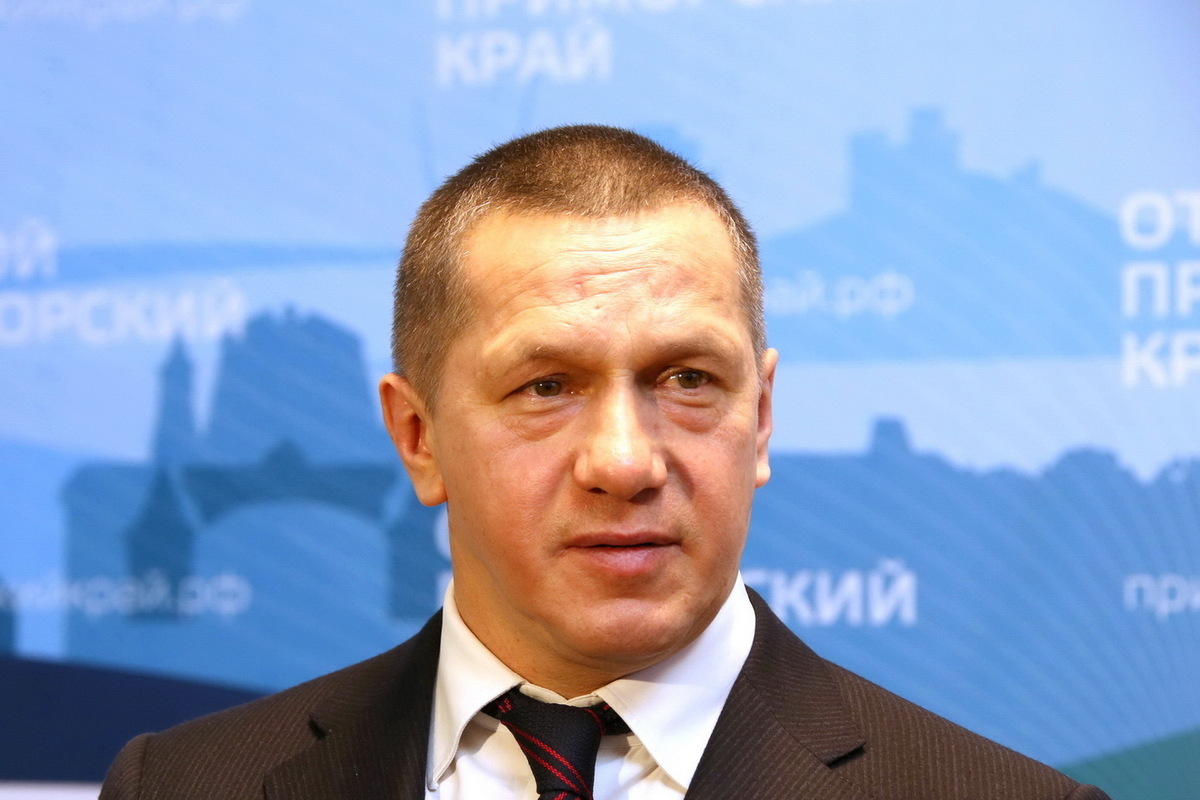 Трутнев: ДФО готов делиться опытом по восстановлению экономики с Донбассом