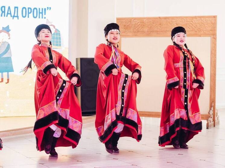 В Бурятии в школе «Амар Мэндэ!» создали «волшебный сундучок»