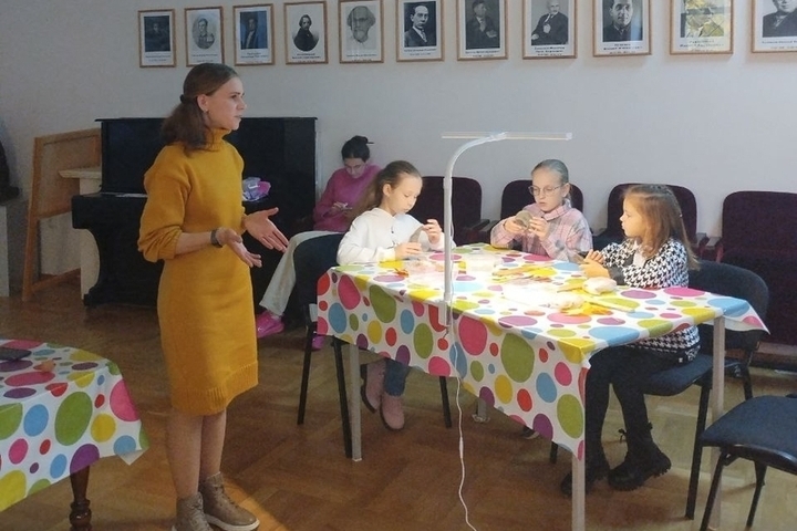 В Смоленском Историческом музее детям рассказали о гончарном искусстве