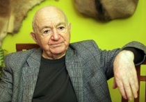 Один из лучших футбольных вратарей мира, бронзовый призёр чемпионата мира 1966 года, двукратный чемпион СССР и двукратный обладатель Кубка страны Анзор Кавазашвили поздравил патриарха отечественного и мирового футбола Никиту Павловича Симоняна с днем рождения и вспомнил интересные случаи из его жизни.