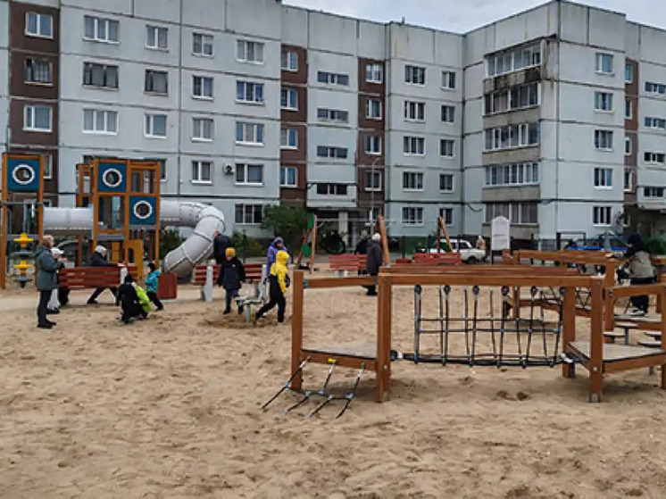 В Пестове открыли новую детскую площадку