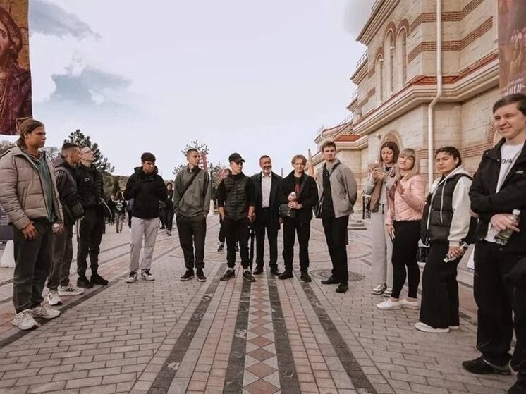 Молодежь Запорожской области отправилась в Севастополь