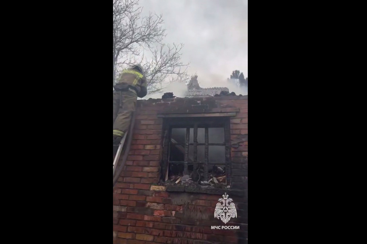 На пожаре в Горловке пострадала женщина