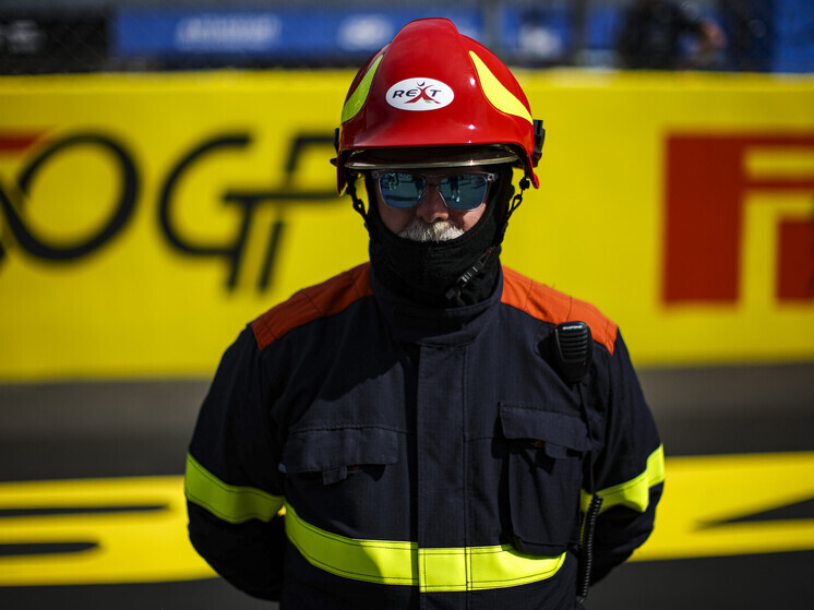 Крупный пожар произошел в итальянском историческом монастыре Бернага