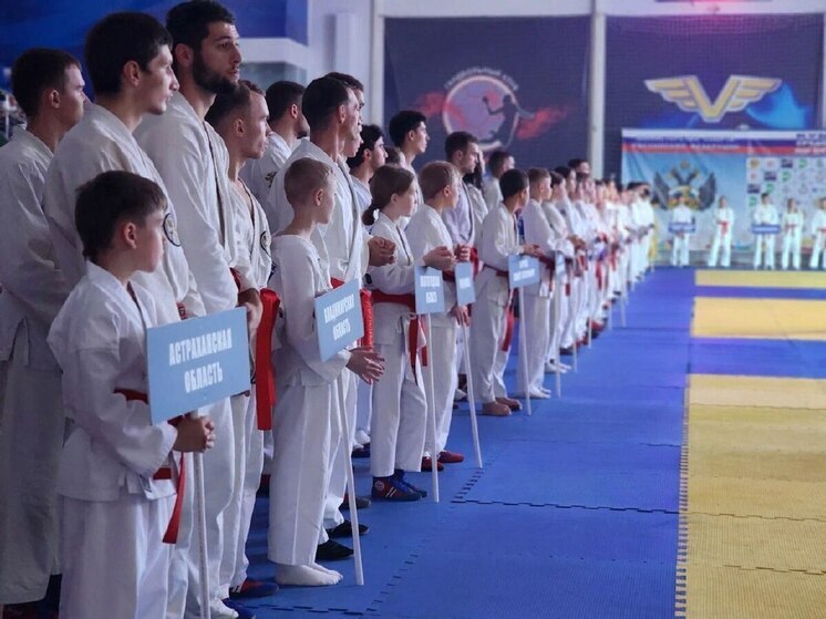 Астраханская команда на Кубке России по рукопашному бою завоевала золотые медали