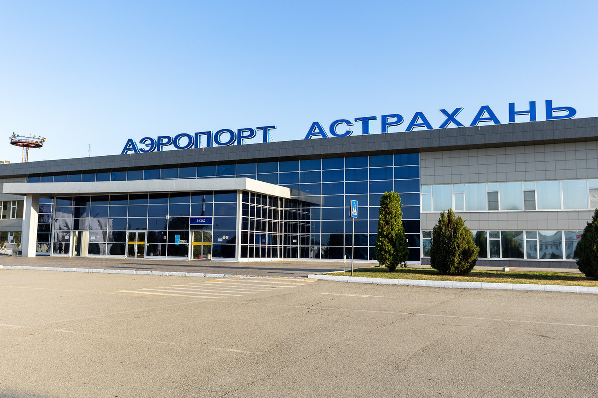 Sospensione delle attività all'aeroporto di Astrachan: impatto sulla regione e possibili conseguenze economiche