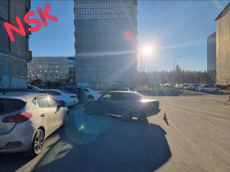 В Ноябрьске BMW задом наехал на пенсионерку