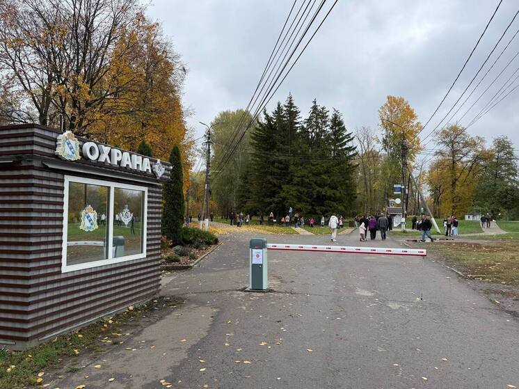 Въезд в курский парк «Боева дача» перекрыли шлагбаумом