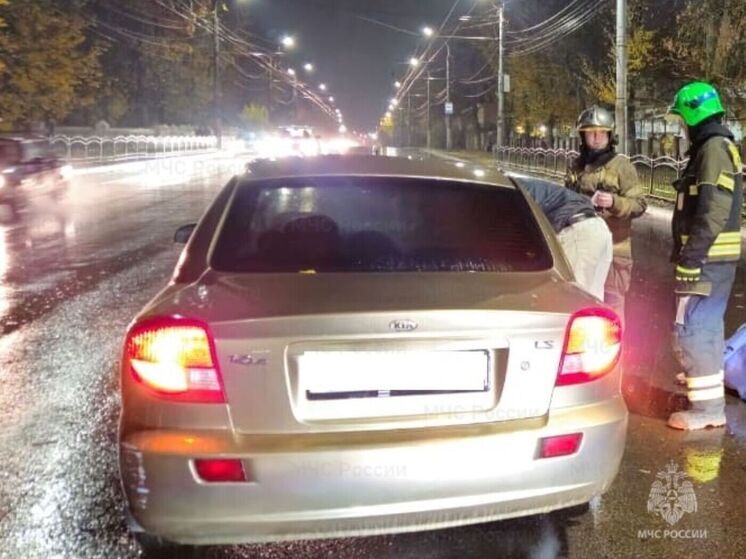 Kia Rio сбил пешехода в центре Калуги