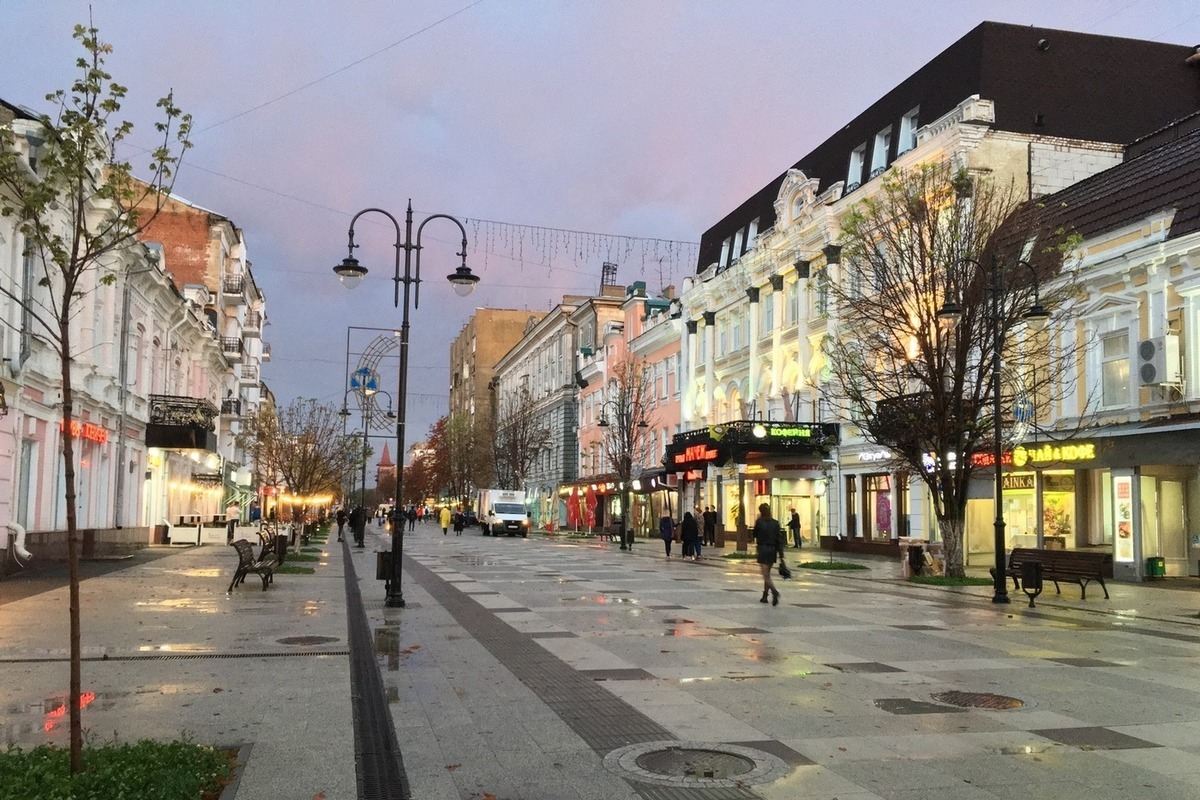 Previsioni Meteo a Saratov per il 13 Ottobre: Tempo Nuvoloso e Possibili Impatti sulla Vita Quotidiana