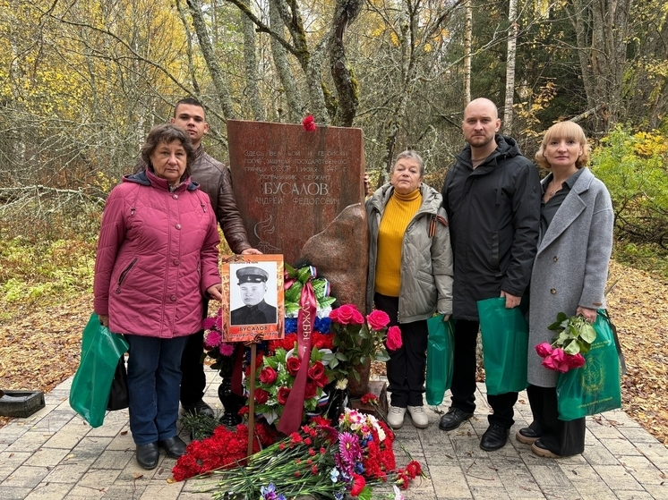 В Лахденпохье установлен мемориал в честь сержанта Андрея Бусалова