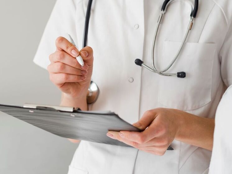 Перенесшей в 15 лет операцию по пересадке органов женщине уже 53 года