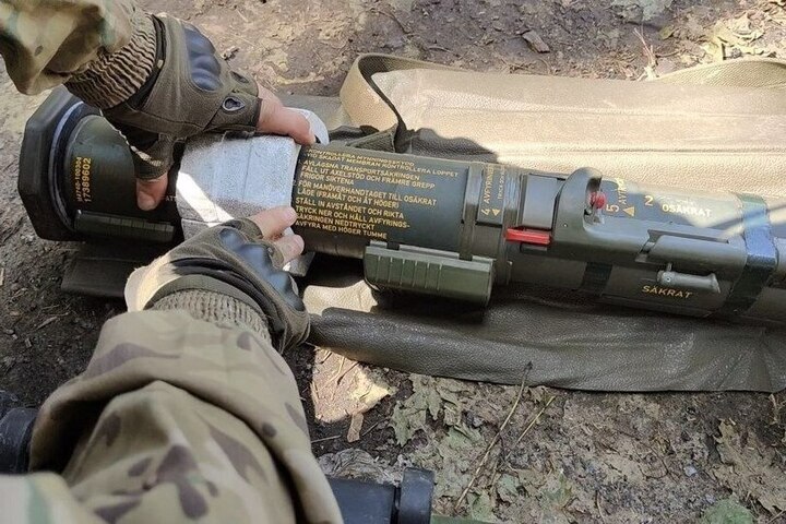 ВСУ для доставки провизии используют мусоровозы