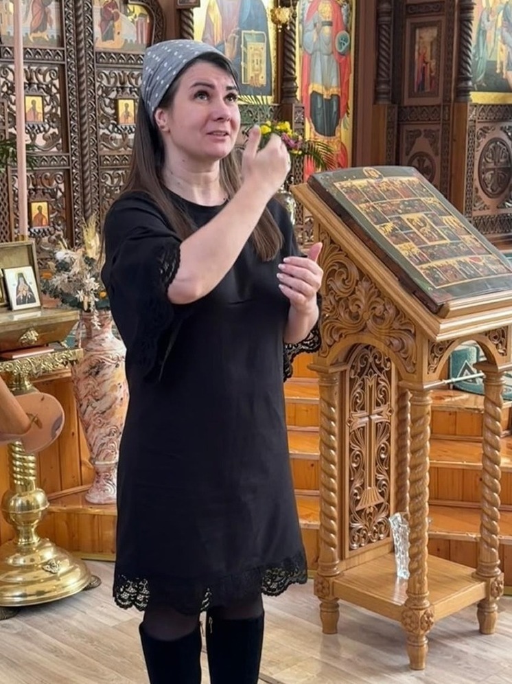В монастыре Коврова начали служить Литургию для глухих
