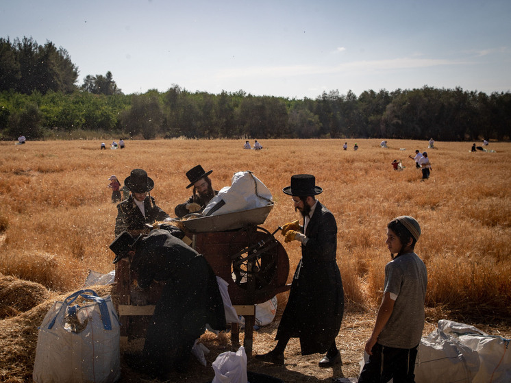 Иудеи с вечера 13 октября отмечают Шмини Ацерет