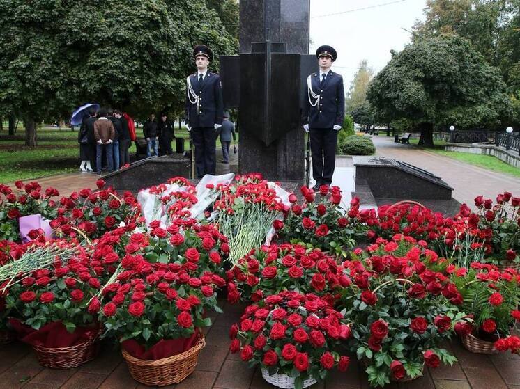 В Нальчике почтили память жертв теракта 2005 года