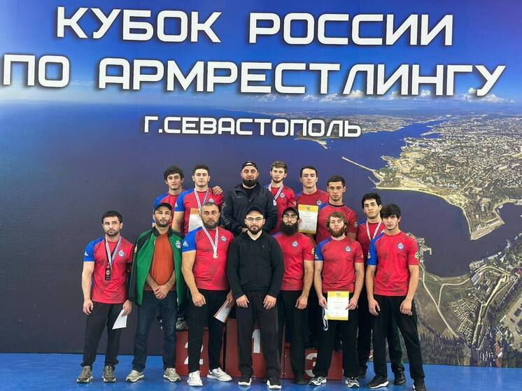 Армрестлеры Карачаево-Черкесии завоевали пять медалей на Кубке России