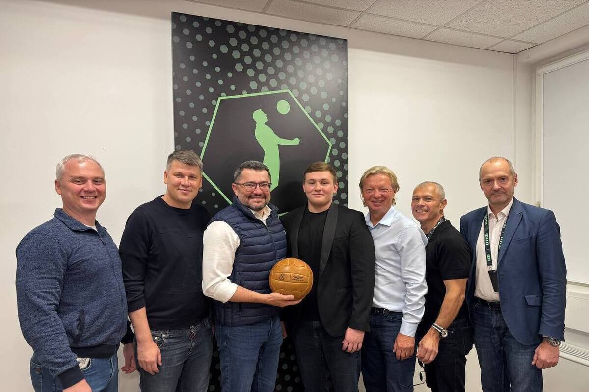 Донецкий "Шахтер" примет участие во Второй лиге России