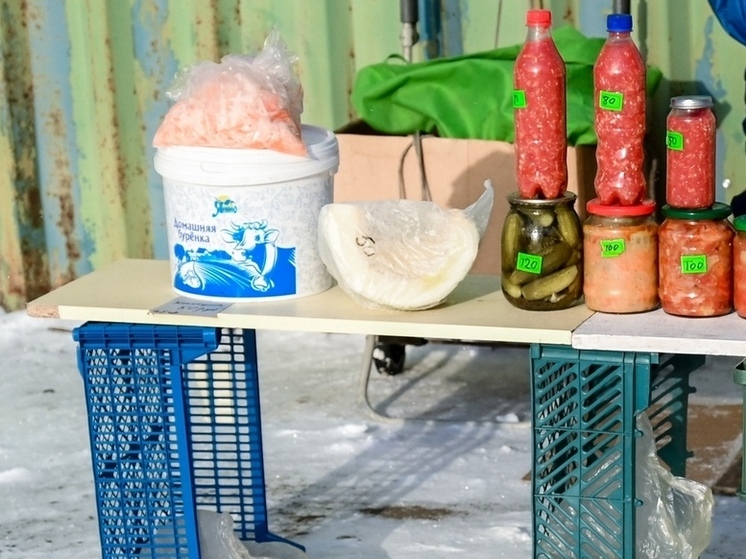 На Северо-Западе Челябинска после жалоб горожан разогнали уличных торговцев