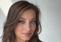 22-летняя российская фигуристка Алена Косторная совсем недавно впервые стала мамой. Спортсменка неожиданно быстро вернула себе стройность.