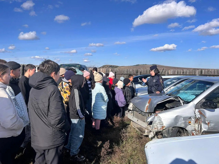 В Приангарье подросткам устроили экскурсию на «выставку разбитых автомобилей»