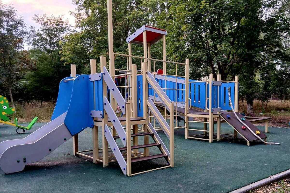 Nuova Area di Gioco per Bambini a Verhneegorlykskoye: Un Passo Avanti per la Comunità Locale