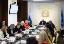 В понедельник, 13 октября, Евгений Маслов провёл первую рабочую планёрку в качестве мэра Курска