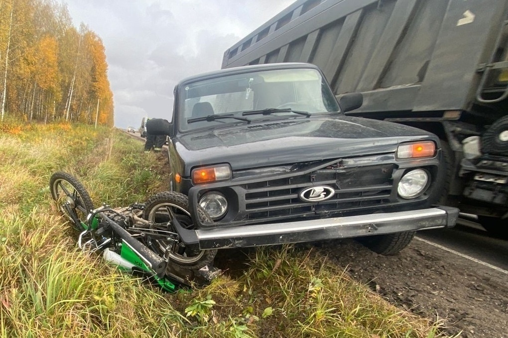 На дороге под Мосальском пенсионер сломали рёбра