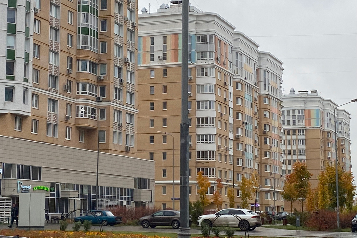 Объем не выведенных в продажу новостроек вырос на четверть