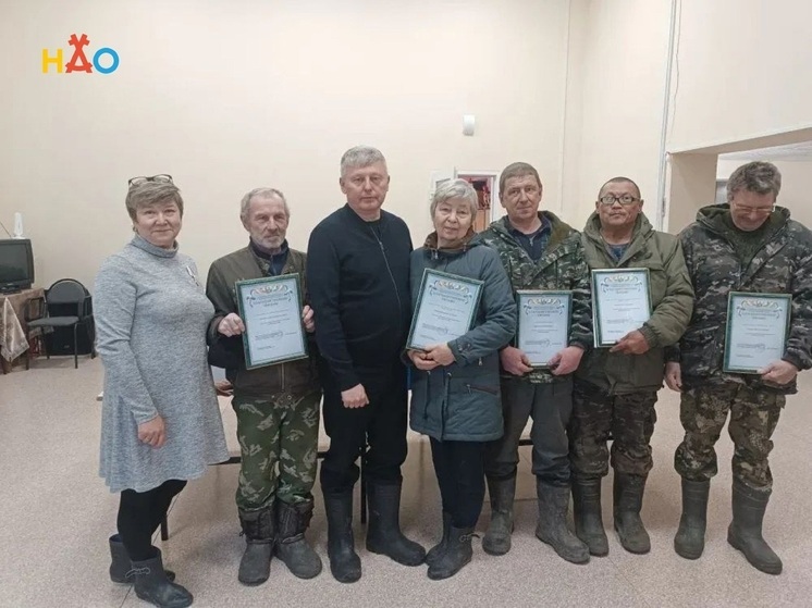 Жителей Хонгурея наградили за помощь в тушении пожара