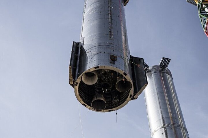 SpaceX Conquista Nuovi Confini: Il Successo del 11° Volo di Prova della Navicella Starship nell'Oceano Indiano