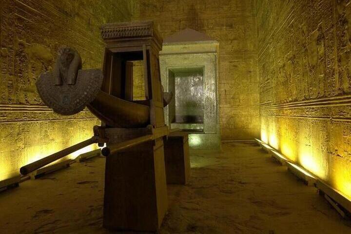 Ведущие в загробное царство туннели обнаружили под египетскими пирамидами