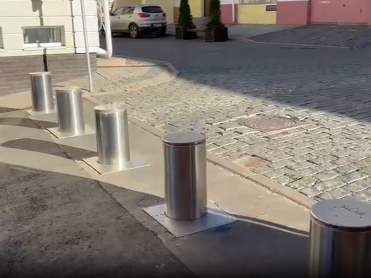 Болларды с видеонаблюдением стали устанавливать на улицах Нижнего