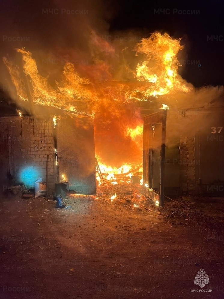 В Калуге тушили «Радугу»