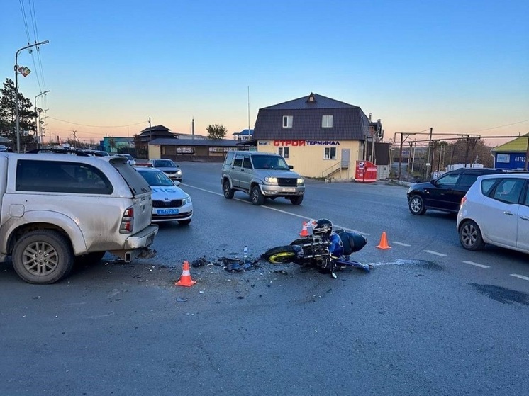 В Кургане автомобиль сбил мотоциклиста