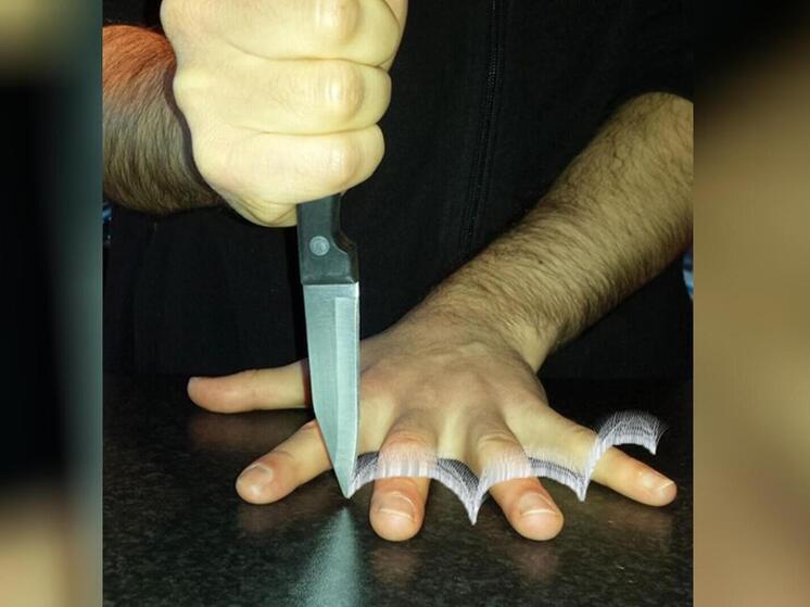 Мужчина убил друга на юго-востоке Москвы во время игры в «ножички»