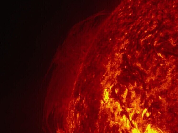 ИКИ РАН: в ночь на 14 октября от Солнца оторвался огромный протуберанец